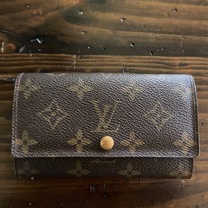 Louis Vuitton Vintage Wallet